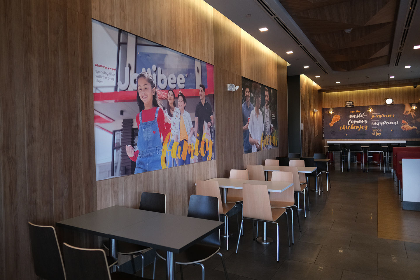 The joy of eating at Jollibee
